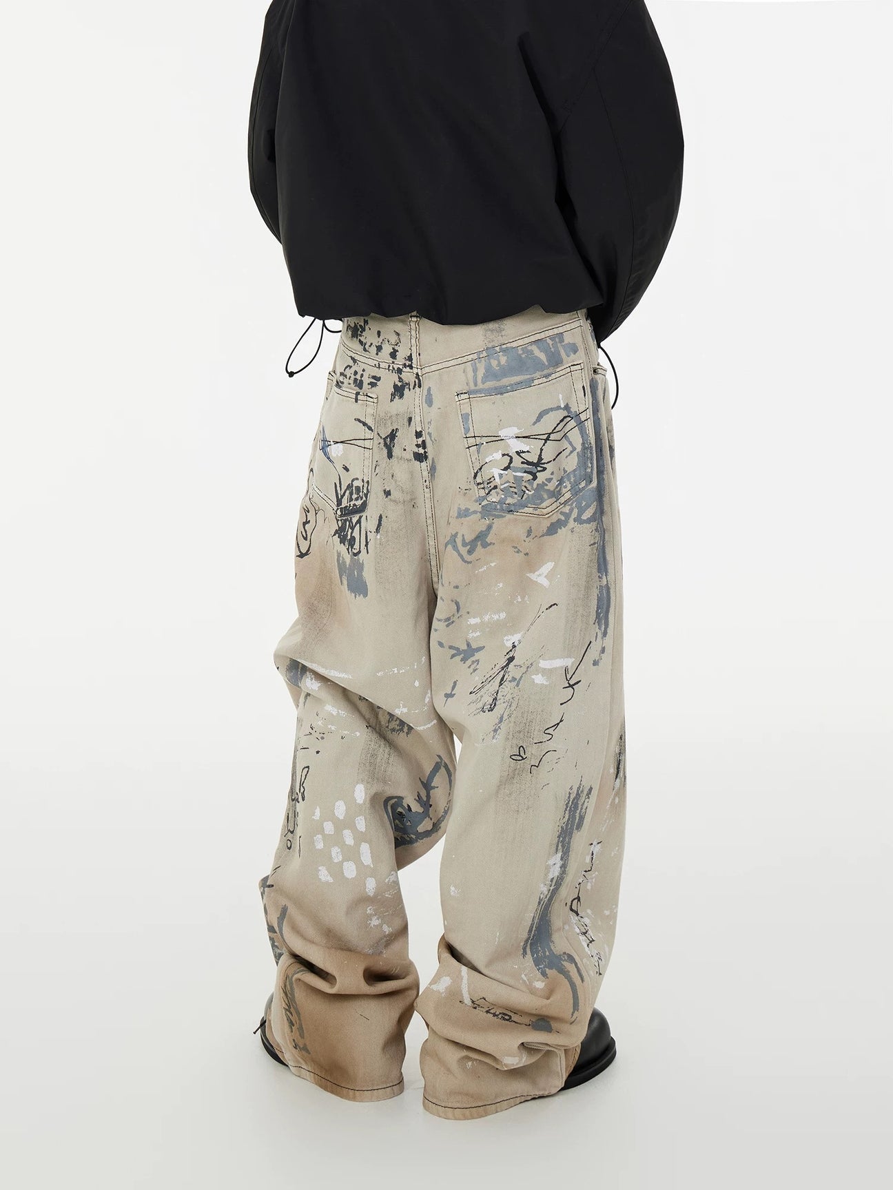 GRAFFITI BAGGY JEANS
