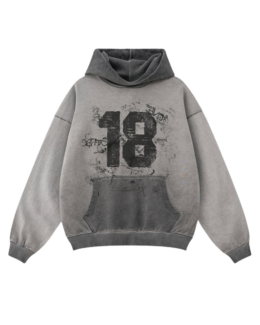 EIGHTEEN HOODIE